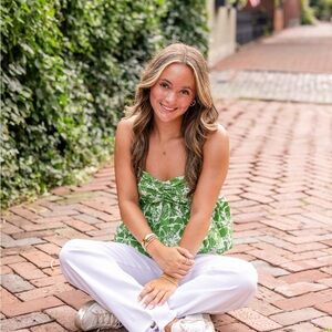 Meet your Posher, Aurora